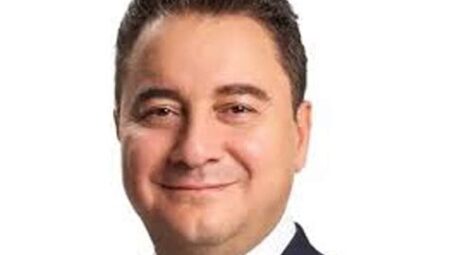 Ali Babacan Kimdir? Kısaca Hayatı ve Başarıları