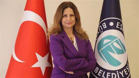 Ayşe Ünlüce Kimdir? Özgeçmişi ve Detaylı İnceleme